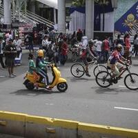 sepeda-listrik-migo-bebas-berkeliaran-di-car-free-day-jakarta