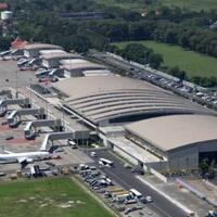 tiket-pesawat-mahal-pertamina-siap-turunkan-harga-avtur