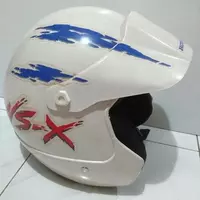 ada-11-merk-helm-ternama-yang-menghiasi-musim-balap-2019-2-diantaranya-produk-lokal