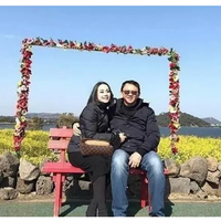 valentine-beredar-foto-mesra-ahok-dan-puput-duduk-di-kursi-berbentuk-hati