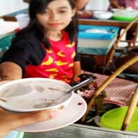 benarkah-beli-es-dawet-bisa-dapat-jodoh