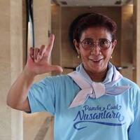 klarifikasi-salam-dua-jari-susi-pudjiastuti-di-acara-pandu-laut