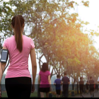 mana-yang-lebih-baik-pakaian-ketat-atau-longgar-saat-berolahraga