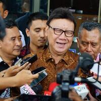 mendagri-ingatkan-syamsuar---edy-soal-sejarah-korupsi-gubernur-riau