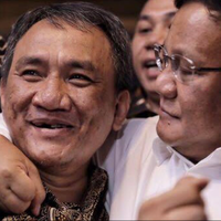 dewan-pembina-gerindra-ungkap-bahaya-bagi-bagi-sertifikat-jokowi