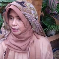 sindir-puisi-neno-warisman-pendiri-pan-di-luar-212-kategori-kafir