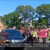 sambut-kedatangan-sandi-warga-bali-teriakkan-nama-jokowi