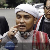 anggap-puisi-neno-dahsyat-habib-novel-sebut-pemrotesnya-sesat