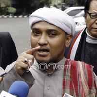 habib-novel-mengkritik-pihak-pihak-yang-mempersoalkan-puisi-doa-neno