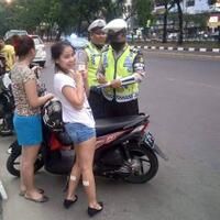 cewek-cantik-unik-yang-tertangkap-mata-kamera