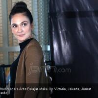 duh-mbak-luna-sepertinya-masih-galau-ditinggal-mantan-menikah