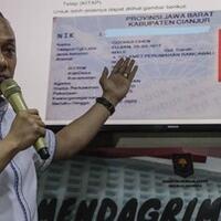 kemendagri-setop-cetak-e-ktp-untuk-wna-hingga-pilpres-selesai