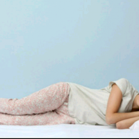 ketahui-efek-tidur-dengan-rambut-basah