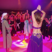 lagunya-dibilang-vulgar-bruno-mars-ngomel-ke-indonesia-ed-sheeran-ikut-disindir