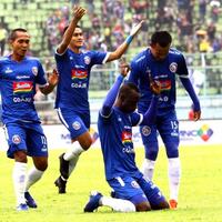 klasemen-piala-presiden-2019---arema-fc-buntuti-posisi-persela