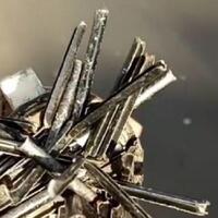 selain-pecahan-alumunium-ada-satu-material-jadi-pengganti-ranjau-paku