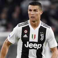 kesal-jaga-pemain-napoli-sendirian-cristiano-ronaldo-semprot-pelatihnya