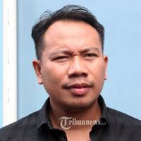 ikuti-jejak-angel-lelga-vicky-prasetyo-calonkan-diri-sebagai-wakil-rakyat