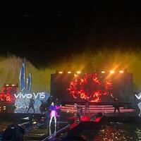 pertunjukan-lagu-tari-dan-air-mancur-yang-spektakuler-2104-wib