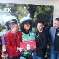 gojek-dan-jdid-tawarkan-paket-sembako-rp-9700-hari-untuk-mitra-driver