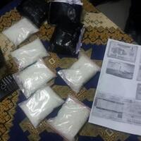 polisi-amankan-dua-terduga-pengedar-sabu-di-tambora-jakbar