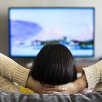 televisi-pangkal-orang-dewasa-kesulitan-mengingat-kenangan