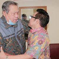 jenguk-ani-yudhoyono-cak-imin-kagum-akan-kesetiaan-dan-kecintaan-sby-pada-sang-istri