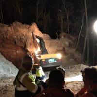 tujuh-jenazah-korban-longsor-tambang-bakan-berhasil-ditemukan