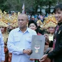 bukit-asam-raih-3-rekor-dari-museum-rekor-dunia-indonesia