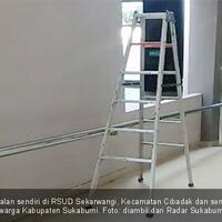 astagfirullah-tangga-lipat-berjalan-sendiri-saat-siang-di-rsud-sekarwangi