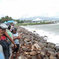 dua-pria-diduga-tewas-terseret-ombak-pantai-namangkewa-sikka-ntt