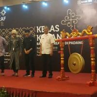 ukm-kreatif-di-kota-padang-mendapat-kelas-keuangan-dari-bekraf