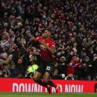 video---tendangan-jarak-jauh-rashford-bikin-buffon-blunder-berujung-gol