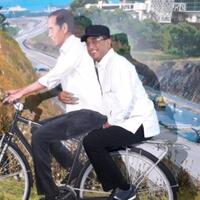 mesranya-menhub-budi-karya-saat-dibonceng-quotjokowiquot