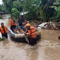 banjir-madiun-meluas-7-desa-terendam-air-meluap-sampai-jalan-tol