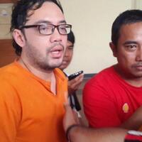 sandy-tumiwa-sempat-bohongi-istri-sebelum-ditangkap-karena-narkoba