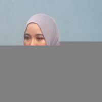 chacha-frederica-apresiasi-pemberian-beasiswa-klas-profesional-makeup