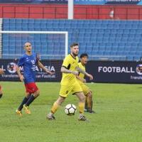 mantan-gelandang-liverpool-saya-bisa-bantu-persib-bandung