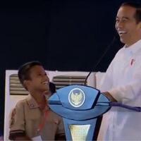jokowi-janji-kenaikan-gaji-pns-dilaksanakan-pada-april-2019