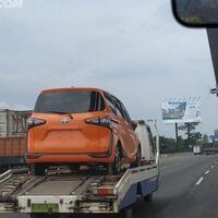 toyota-bicara-masa-depan-sienta-hybrid-di-indonesia