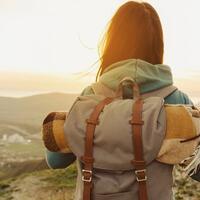 5-kota-yang-cocok-digunakan-untuk-solo-traveling-miliki-banyak-wisata-dan-kuliner