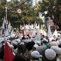 siang-ini-fpi-demo-gedung-dprd-dki-tuntut-cabut-saham-bir-pt-delta