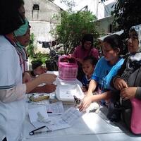 warga-antusias-hadiri--posyandu-kucing--komunitas-pemberdayaan-kucing-prabowo-sandi