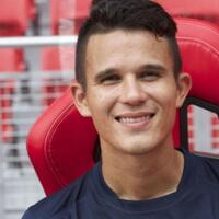 mantan-pemain-persib-dan-persija-baihakki-khaizan-pensiun-dari-timnas-singapura