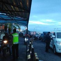 111700-warga-pendatang-tinggalkan-bali-saat-libur-nyepi