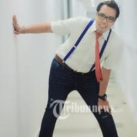 chries-joricho-asli-kerawang-mendulang-sukses-menjadi-penyanyi-di-serawak-malaysia