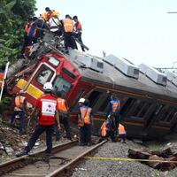 imbas-krl-anjlok-pt-kci-bakal-ganti-tiket-seluruh-penumpang-tujuan-bogor