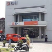 bni-di-dumai-dirampok-nasabah-pelaku-kibas-kibaskan-parang
