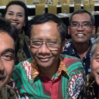 mantan-mendikbud-mohammad-nuh-beri-petuah-mahfud-md-selalu-bertengkar-itu-rugi-besar