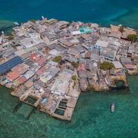 5-tempat-paling-terpencil-di-bumi-di-lepas-pantai-kolombia-ada-pulau-tanpa-limbah